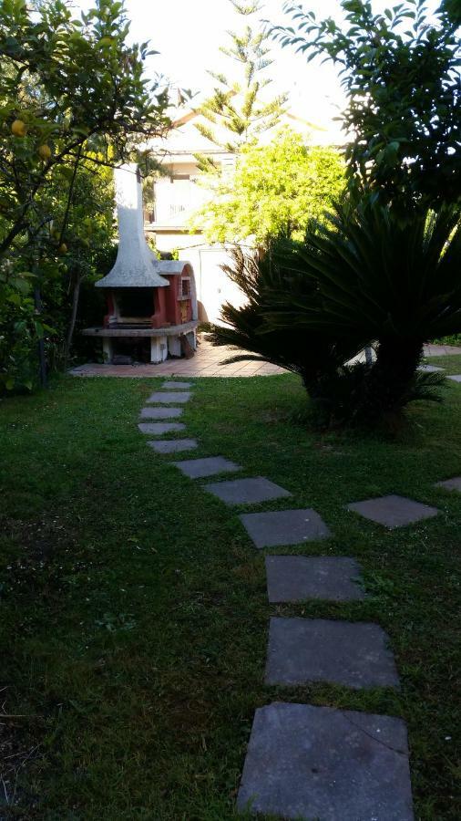 לטינה Home Denise E Luca מראה חיצוני תמונה