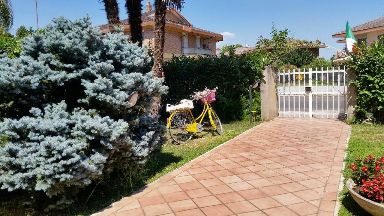 לטינה Home Denise E Luca מראה חיצוני תמונה
