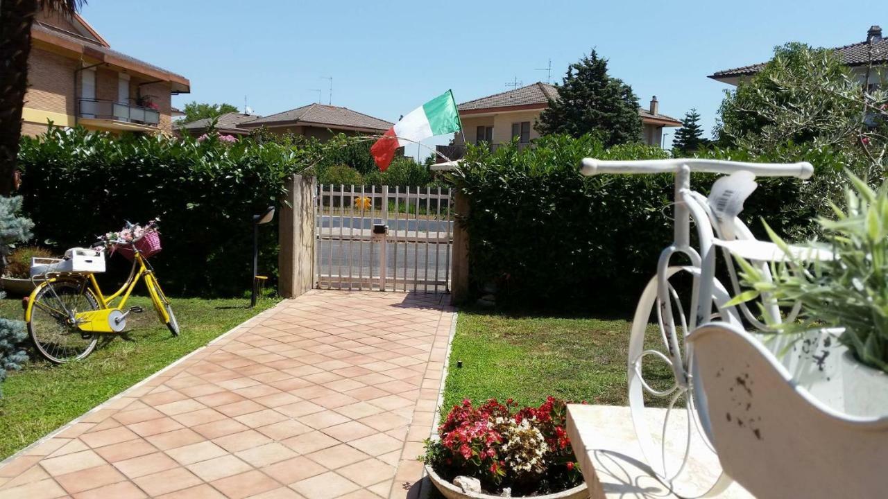 לטינה Home Denise E Luca מראה חיצוני תמונה