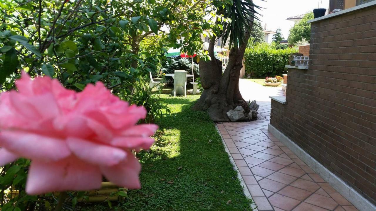 לטינה Home Denise E Luca מראה חיצוני תמונה