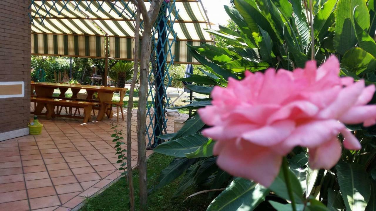 לטינה Home Denise E Luca מראה חיצוני תמונה