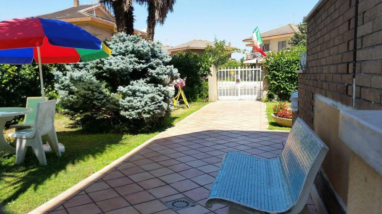 לטינה Home Denise E Luca מראה חיצוני תמונה
